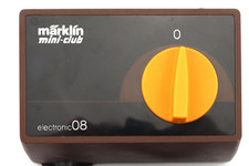 Märklin 6701 mini-club Trafo electronic08 Fahrtrafo DC 16 VA OVP