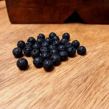 30 Edelsteinperlen Lava rund