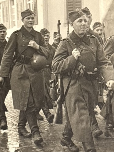 Ww2 foto soldaten - ww2, stadt