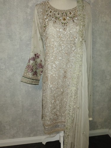 Bollywood salwar kameez - bollywood,