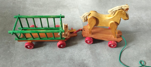 Holzspielzeug pferd mit - pferd,