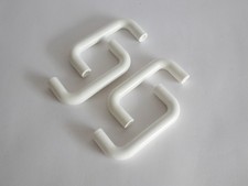 Vier Kunststoff Schrank- bzw