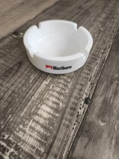 Marlboro Aschenbecher, Weiß