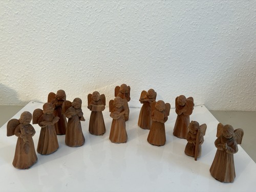 Engel handgeschnitzt