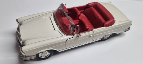 Modellauto mercedes 280 - modellauto,