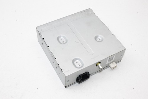 Tesla model musik radio - model,