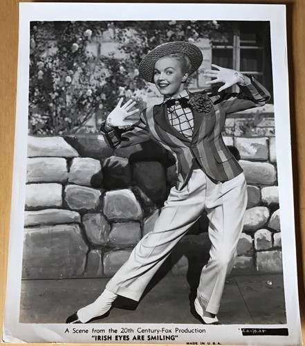 June haver portrait strohhut - haver,