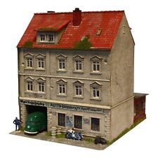 Diorama H0/1:87 POLA Top Gebäude Stadthaus mit Hinterhof-Werkstatt patiniert