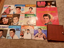 Elvis Presley Schallplatten: 10 x "7 Vinyl Single Sammlung Set + Tasche + 2LPs