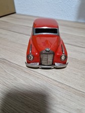 1 altes Blechauto  300 Benz