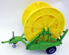  Siku Farmer Schlauchwagen Schlauchtrommel 3044  Anhänger gelb 1:32 1/32 grün 
