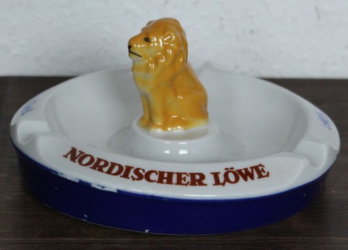 Werbe ascher mit löwen - werbe-ascher,
