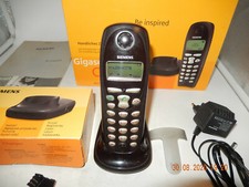 Siemens Gigaset C100 Basis mit C1 Mobilteil und Netzteil, ISDN tauglich,Schwarz