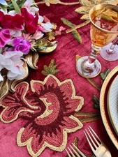 Traumhafte Tischdecke - rot -