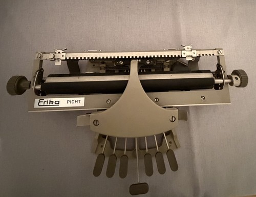 Blindenschreibmaschine