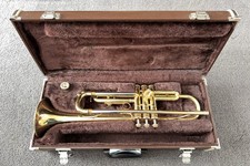 Trompete Yamaha YTR-2320 mit