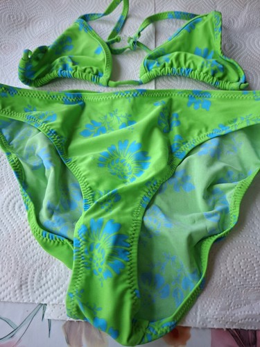 Dies ist ein badeanzug - dies, badeanzug/bikini
