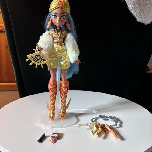 Monster high puppe - monster,