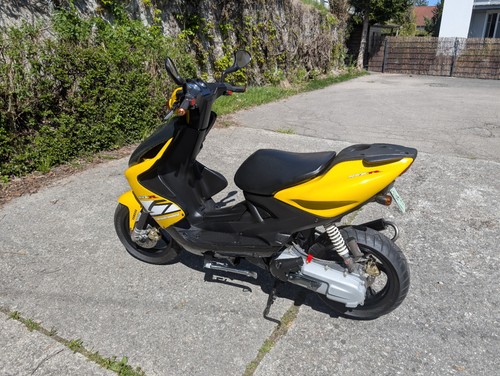 Yamaha aerox - yamaha,