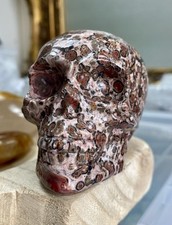 Kristall Leopardenfell Jaspis Schädel Schnitzerei sammeln heilen Display Muster 317g