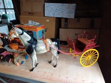 1 Pferd mit Kutsche aus den 80er Jahren