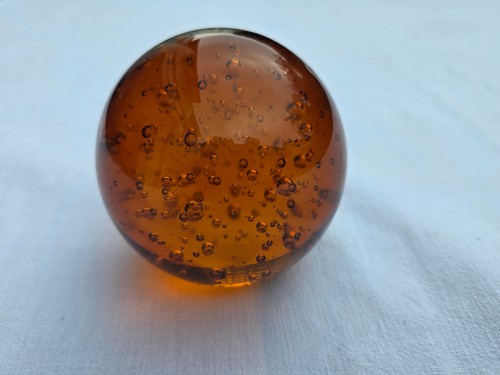 Glaskugel bernstein mit