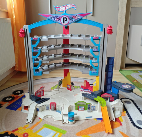 Hot wheels auto garage - hot,