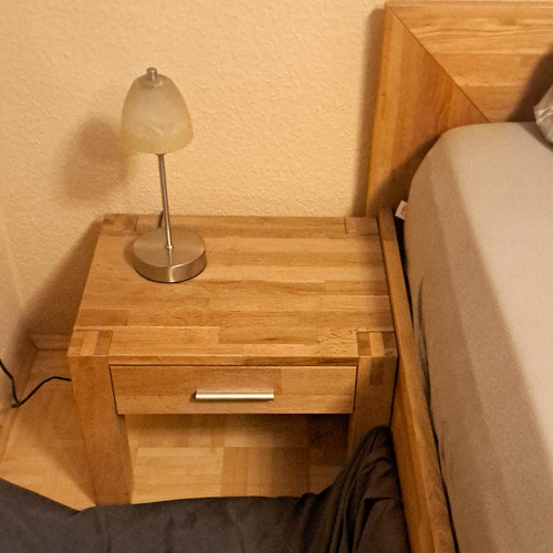 Bett mit hochwertiger