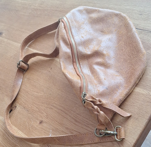 Brusttasche crossbody - brusttasche,