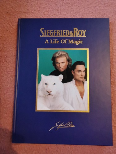 Siegfried roy life of - siegfried,