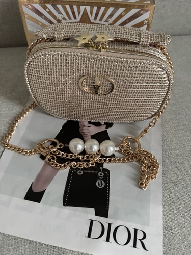 Dior beauty pouch - dior, kosmetik