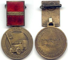 DDR FDGB Medaille : Für