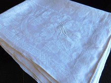 FESTLICHES LEINEN DAMAST