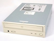 Ionics CDD4801/32 IDE ATAPI P-ATA CD-RW Writer Brenner Laufwerk Beige Blende