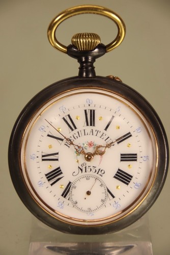 Grosse antike regulateur - grosse,