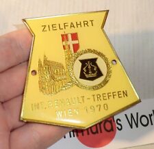 Plakette Internat. RENAULT Treffen WIEN 1970 Dauphine GORDINI Ondine R1093 A19