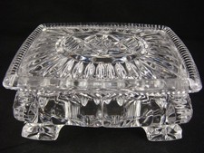 Alte Kristallglas Glasdose Schatulle Deckeldose rechteckig Füsschen