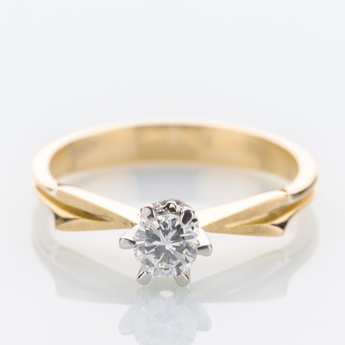 Ring aus 585er - mit, einem
