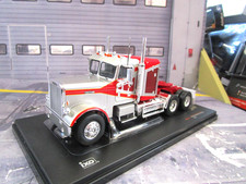 FREIGHTLINER FLC 120 - 64 T