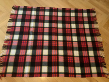 Vintage 1 x Wolldecke Plaid kariert Schottenkaro schwarz rot creme ca. 138 x 177