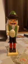 Riesiger alter nussknacker - riesiger,