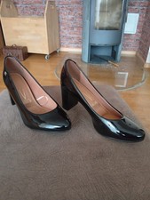 Sexy Lack Pumps von VIZZANO in