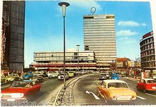 Europa Center mit Oldtimer