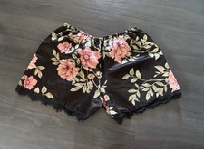 Pyjama Hose Schlafhose Pants Shorts Schwarz Spitze Blumen Rosa Rose Gr. M