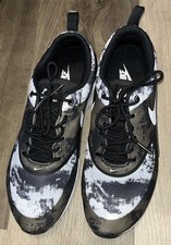 Nike Air Max Thea Black And