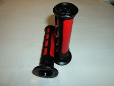 Roller Scooter Griffe rot/schwarz  UNIVERSAL 22 mm