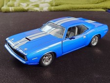 Ertl Modellauto Plymouth Cuda 1970 blau 1:18