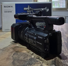  Sony HXR-NX100 Camcorder