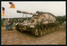 Foto 13x9cm - Panzer Tank Hummel Panzerhaubitze - Tarnlackierung Tarnanstrich