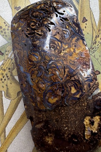 Boulder opal für edelstein - opal,